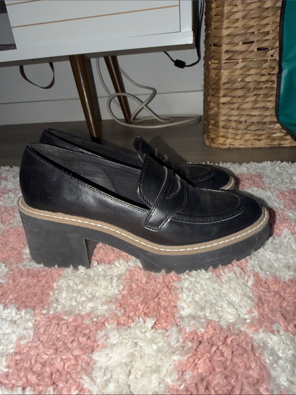 Dolce Vita Penny Loafers - Picture 2 of 2
